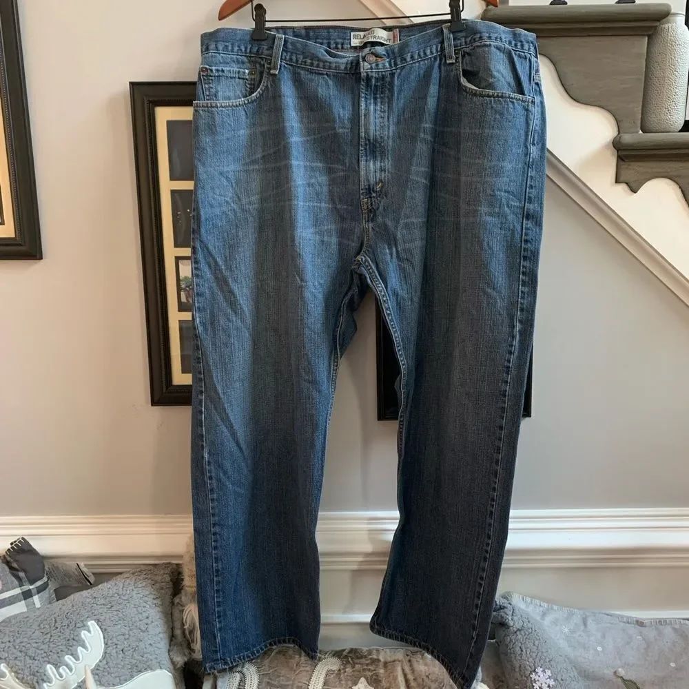 Levi’s 559 Relaxed Straight Leg Jeans sz 46x 32